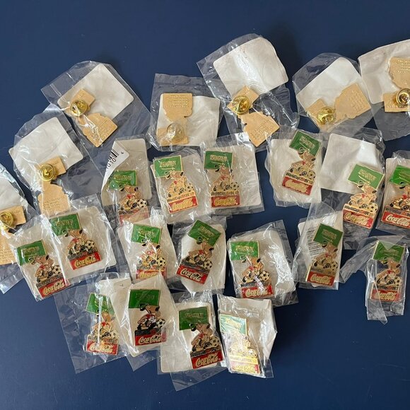 Coca Cola World Cup FIFA Soccer Lapel Pins - Picture 1 of 2